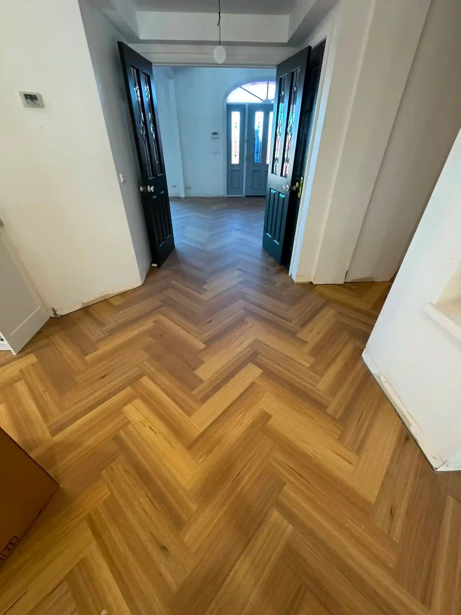 Laminate Flooring in North Lakes