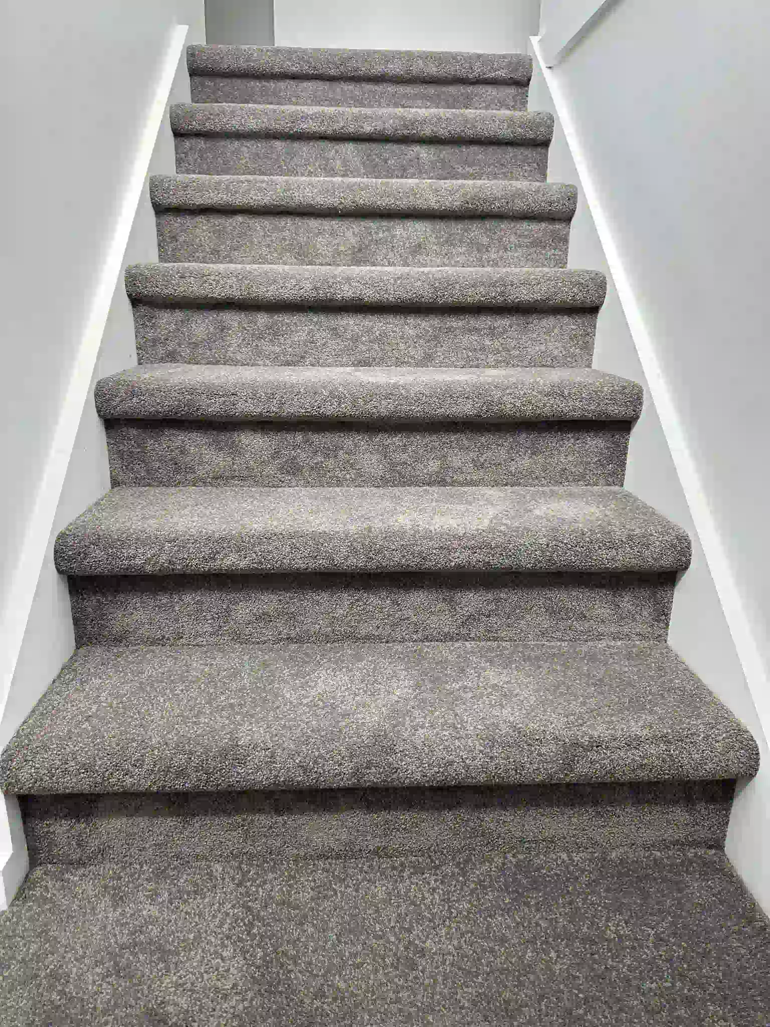 carpet installation in stairs